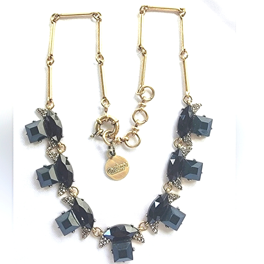 7 Charming Sisters Statement Necklace
